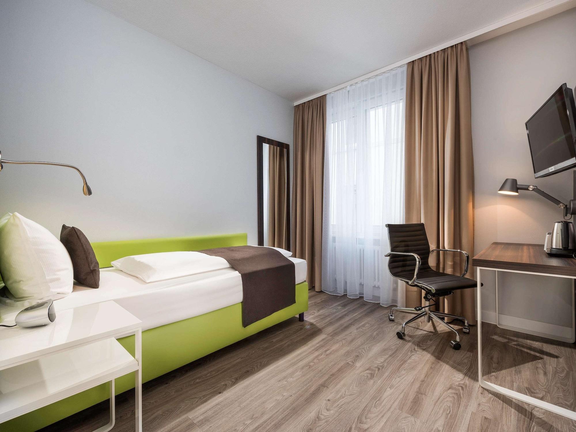 ibis Styles Offenburg City Exterior foto