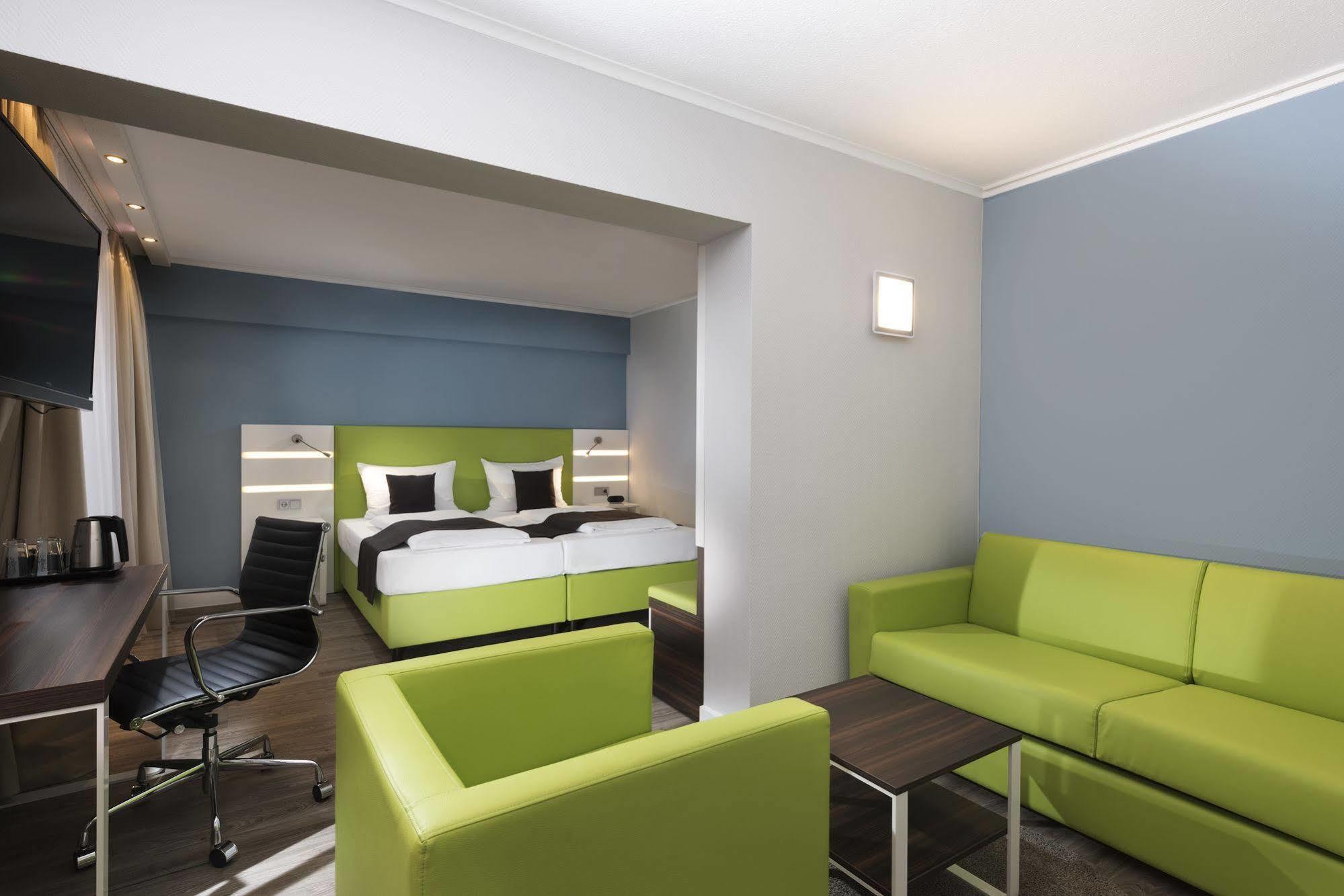 ibis Styles Offenburg City Exterior foto